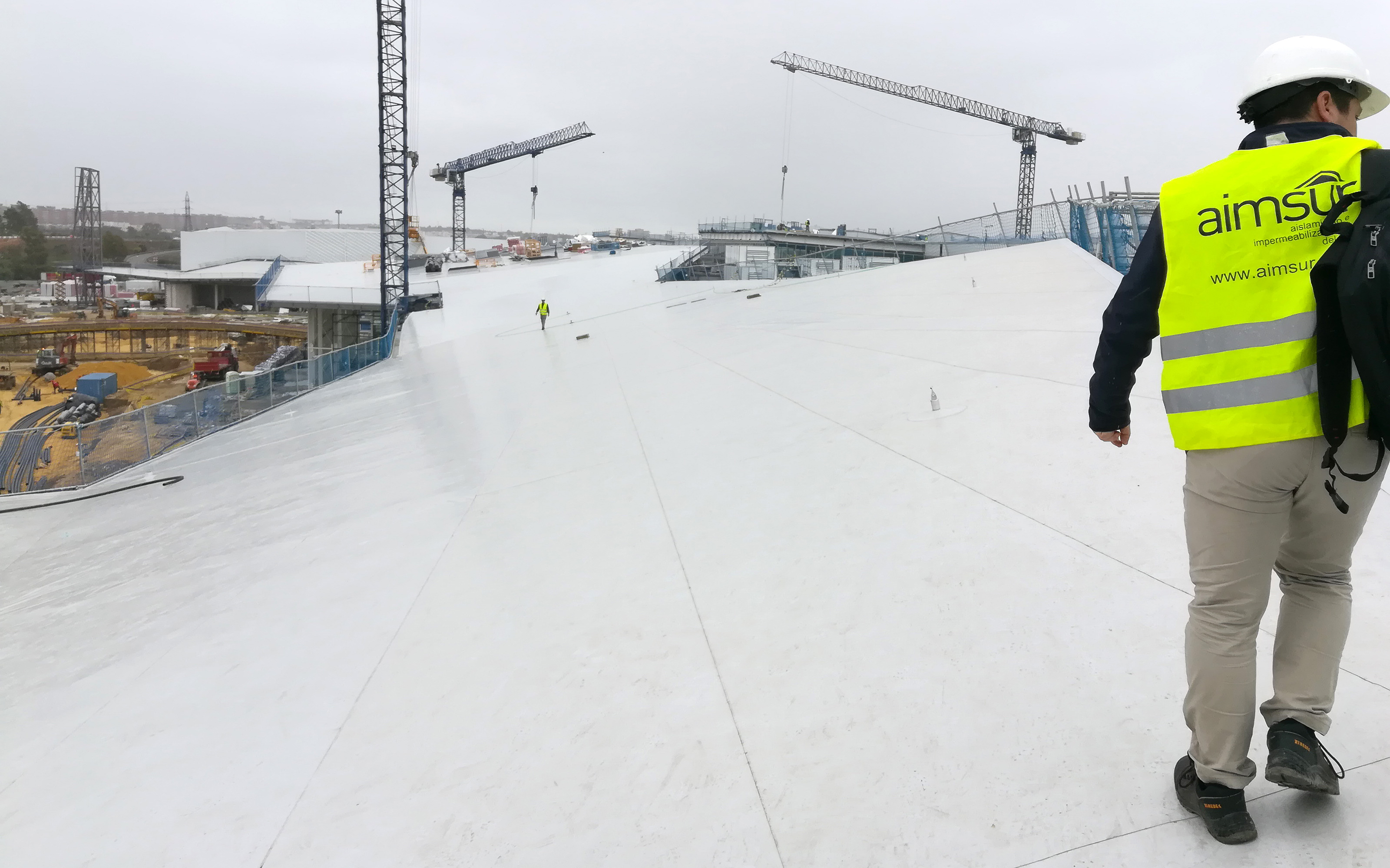 Una cubierta con la impermeabilización antirraíces